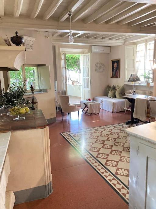 Locanda Sant' Agostino ลุคคา ภายนอก รูปภาพ