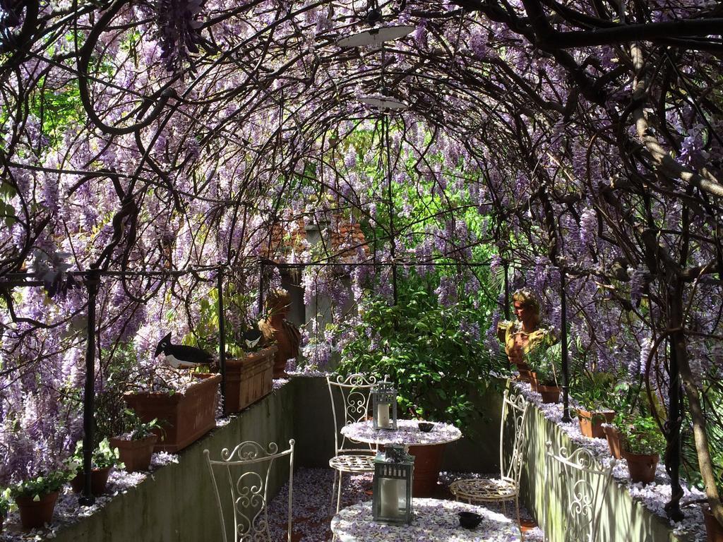 Locanda Sant' Agostino ลุคคา ภายนอก รูปภาพ